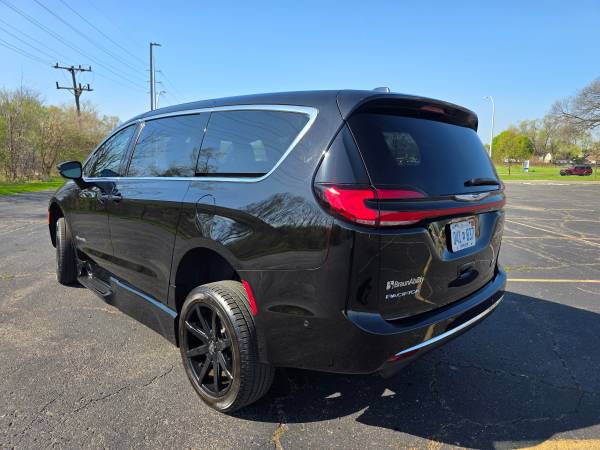 Chrysler, dovoz USA — foto 6 z 12