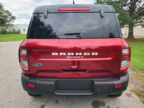 2025 Ford, dovoz USA — foto 4 z 12