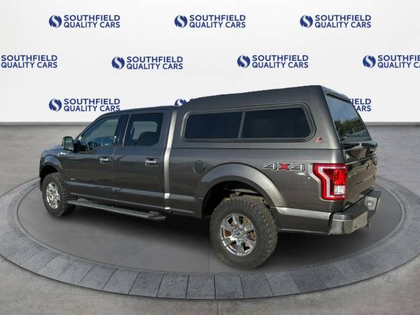2017 Ford, dovoz USA — foto 4 z 9