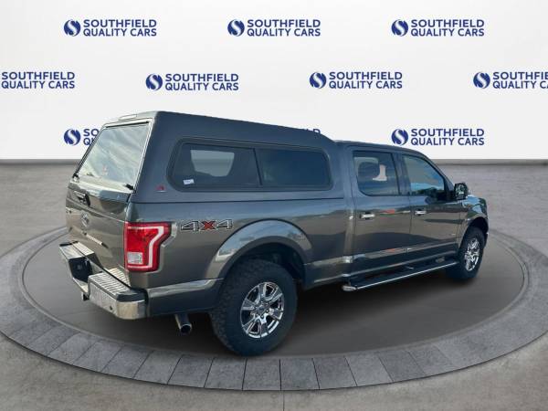 2017 Ford, dovoz USA — foto 6 z 9