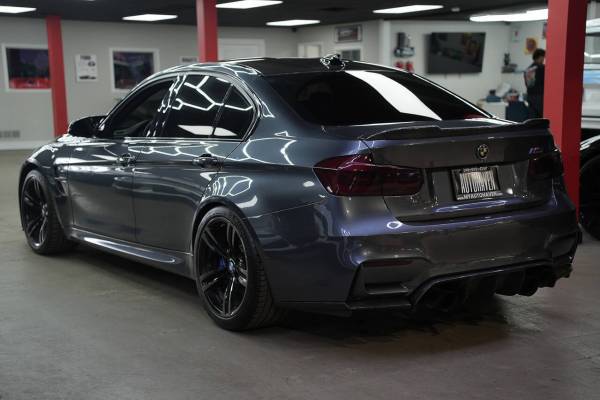 2018 BMW, dovoz USA — foto 4 z 12