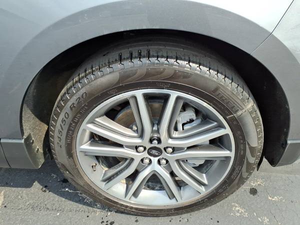 2024 Ford, dovoz USA — foto 7 z 12