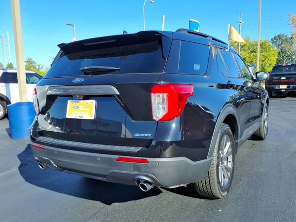 2021 Ford, dovoz USA — foto 4 z 12