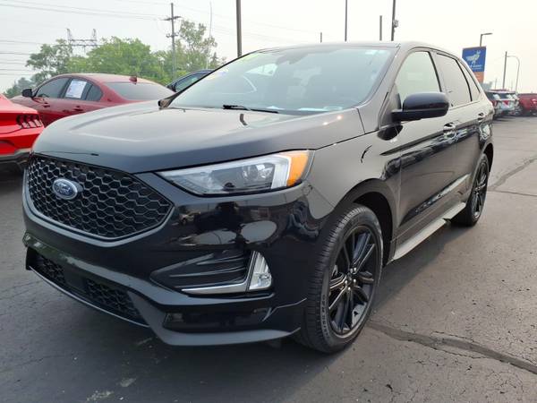 2024 Ford, dovoz USA — foto 3 z 12