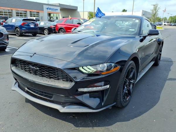 2020 Ford, dovoz USA — foto 3 z 12