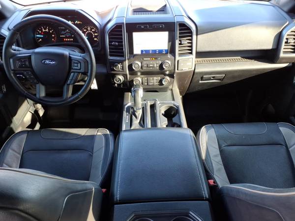 2020 Ford, dovoz USA — foto 9 z 12