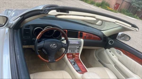 2006 Lexus, dovoz USA — foto 12 z 12