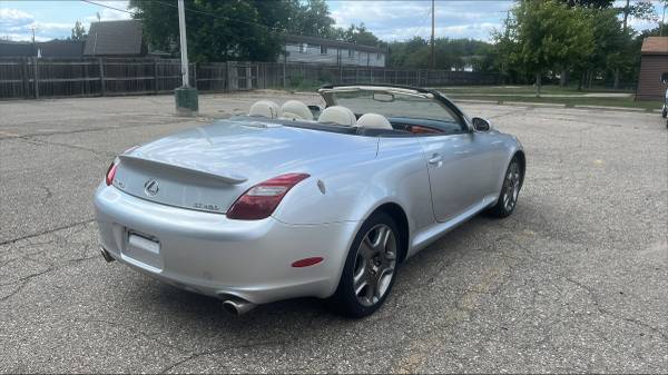 2006 Lexus, dovoz USA — foto 3 z 12