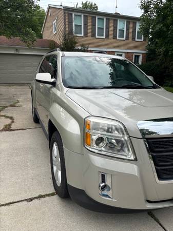 2015 GMC, dovoz USA — foto 11 z 12