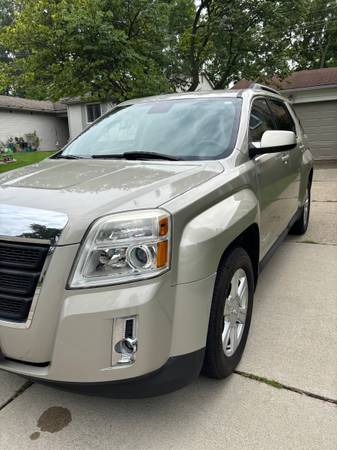 2015 GMC, dovoz USA — foto 9 z 12