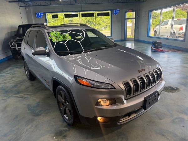 2016 Jeep, dovoz USA — foto 4 z 12