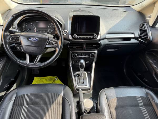 2019 Ford, dovoz USA — foto 11 z 12