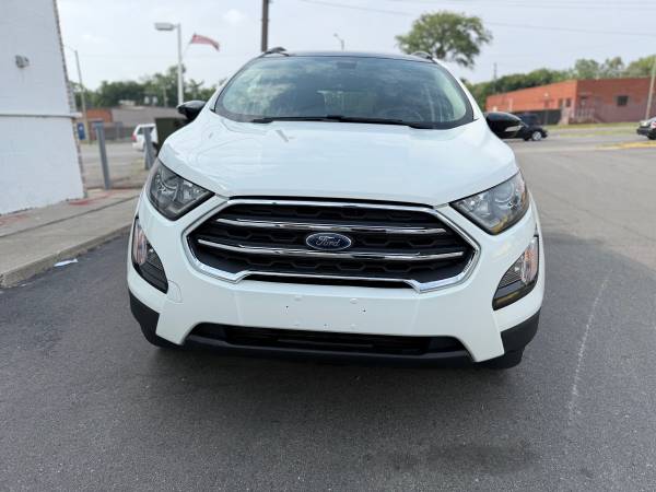 2019 Ford, dovoz USA — foto 2 z 12