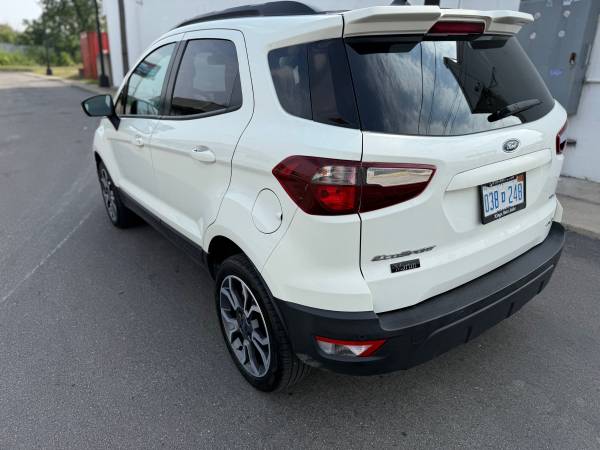 2019 Ford, dovoz USA — foto 4 z 12