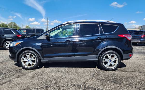 2016 Ford, dovoz USA — foto 10 z 12