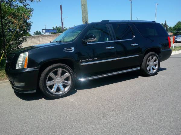 2008 Cadillac, dovoz USA — foto 2 z 12