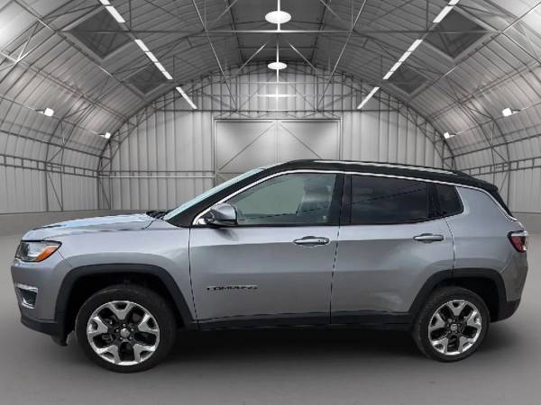 2018 Jeep, dovoz USA — foto 3 z 12