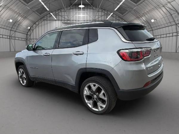 2018 Jeep, dovoz USA — foto 4 z 12