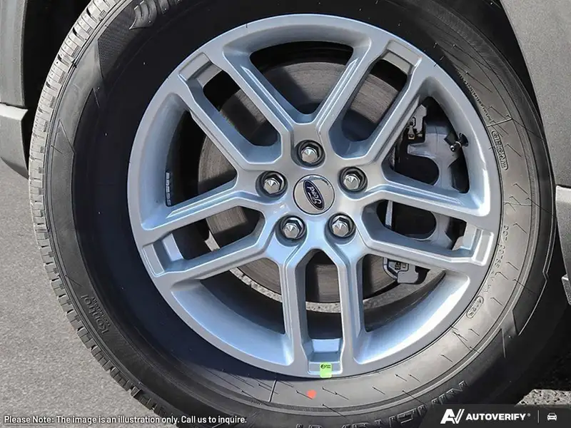 2027 Ford Explorer Active w/200A Pkg, bílá, 0 km, dovoz Kanada — foto 9 z 12