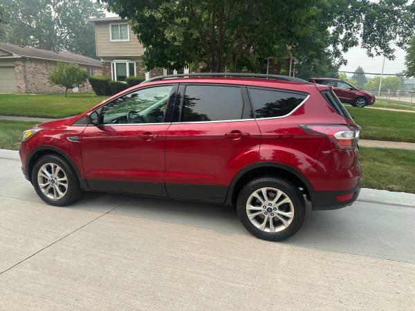 2018 Ford, dovoz USA — foto 6 z 12