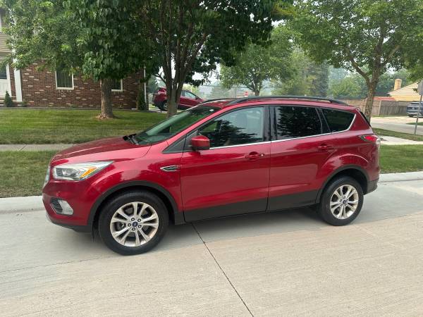 2018 Ford, dovoz USA — foto 8 z 12