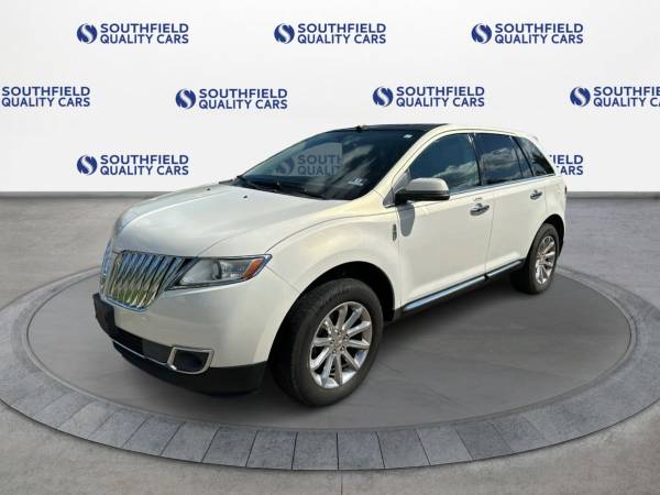 2013 Lincoln, dovoz USA — foto 2 z 9