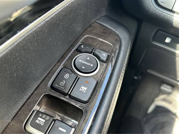 2017 Kia, dovoz USA — foto 10 z 10