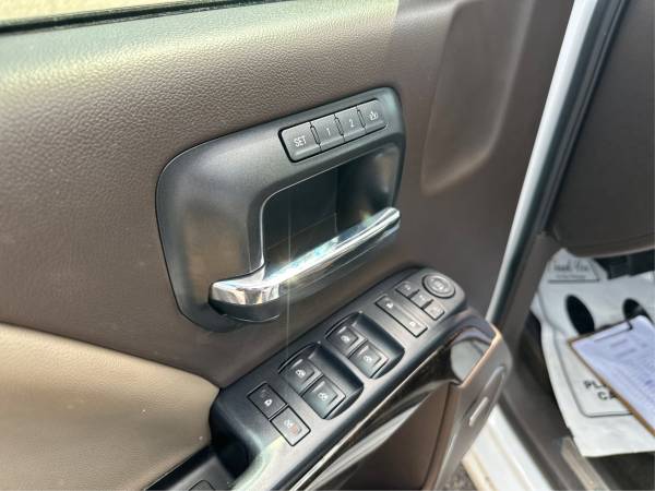 2016 GMC, bílá, dovoz USA — foto 10 z 10
