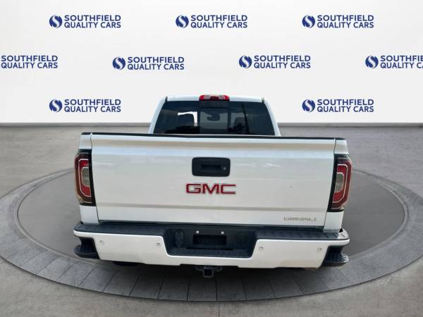 2016 GMC, bílá, dovoz USA — foto 5 z 10