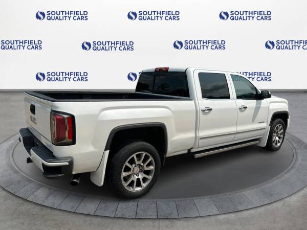 2016 GMC, bílá, dovoz USA — foto 6 z 10