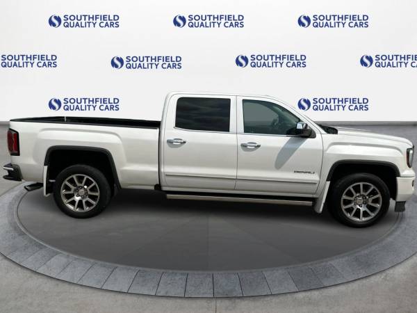 2016 GMC, bílá, dovoz USA — foto 7 z 10