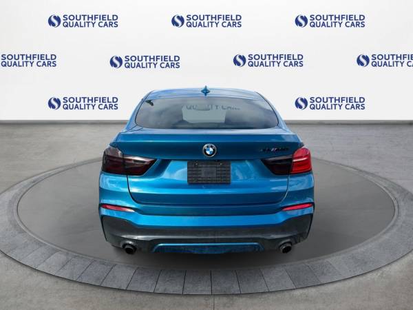 2017 BMW, modrá, dovoz USA — foto 5 z 10