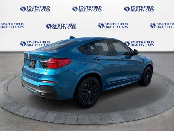 2017 BMW, modrá, dovoz USA — foto 6 z 10