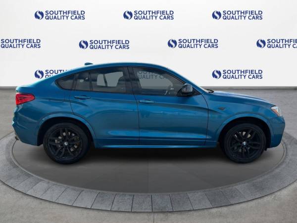 2017 BMW, modrá, dovoz USA — foto 7 z 10