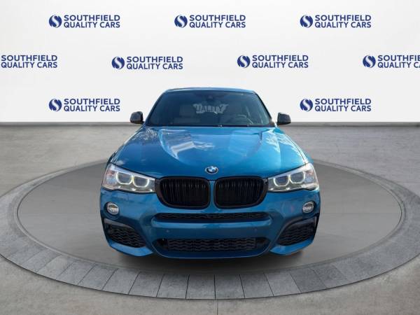2017 BMW, modrá, dovoz USA — foto 8 z 10