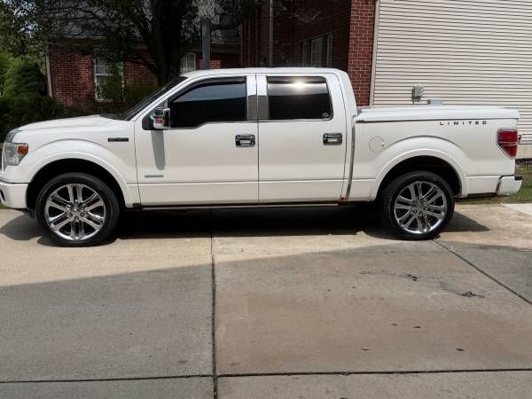 2013 Ford, dovoz USA — foto 3 z 12