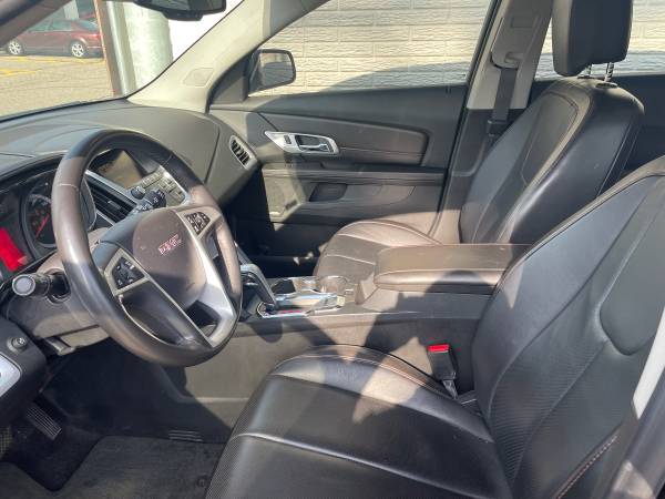 2015 GMC, dovoz USA — foto 11 z 11