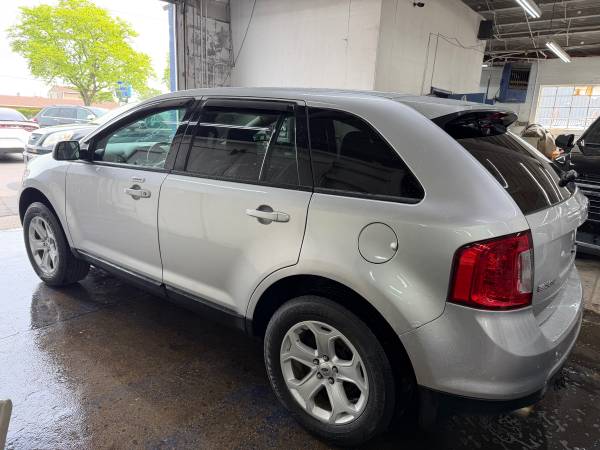 2012 Ford, dovoz USA — foto 6 z 12