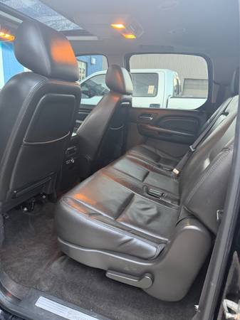 2014 Cadillac, dovoz USA — foto 11 z 12