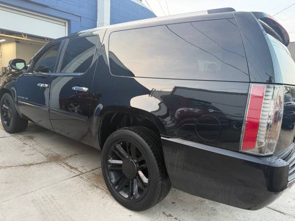 2014 Cadillac, dovoz USA — foto 3 z 12