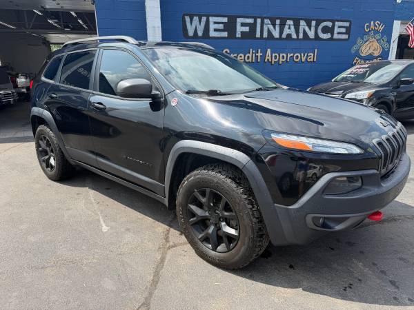 2018 Jeep, dovoz USA — foto 3 z 12