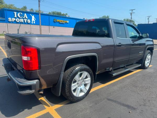 2017 GMC, dovoz USA — foto 5 z 9