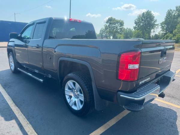 2017 GMC, dovoz USA — foto 6 z 9