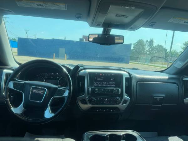 2017 GMC, dovoz USA — foto 7 z 9