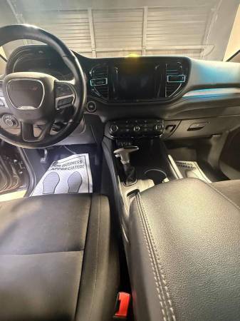 2023 Dodge, dovoz USA — foto 12 z 12
