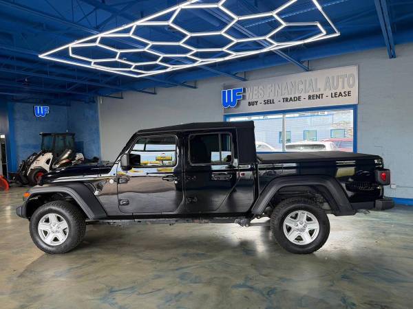 2020 Jeep, dovoz USA — foto 12 z 12
