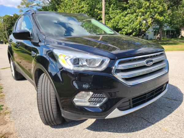 2019 Ford, dovoz USA — foto 7 z 12