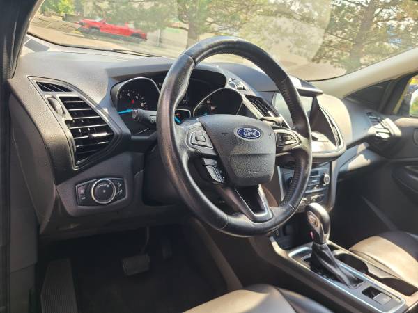 2019 Ford, dovoz USA — foto 9 z 12