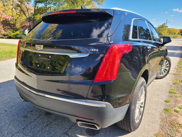 2017 Cadillac, dovoz USA — foto 5 z 12