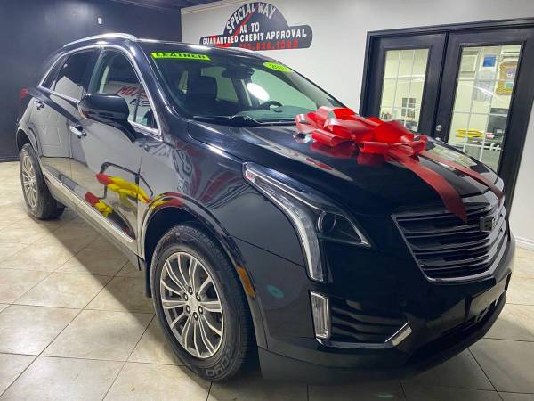 2017 Cadillac, dovoz USA — foto 3 z 12